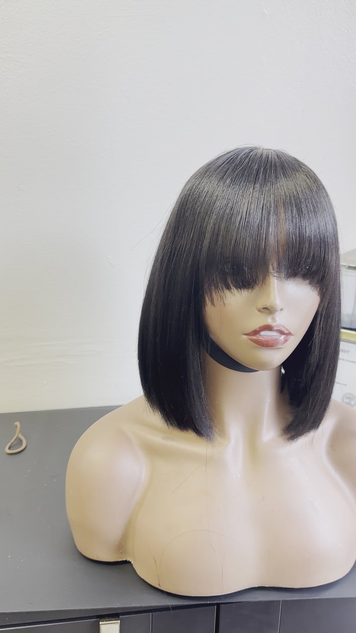 Chic and Versatile: Kinky Straight Bob Wig for Effortless Style