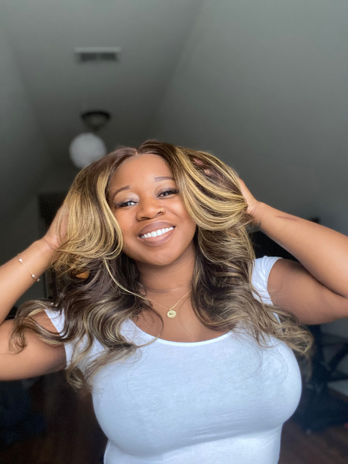 Caramel Frontal Wig - Enhance Your Look with Warmth and Elegance